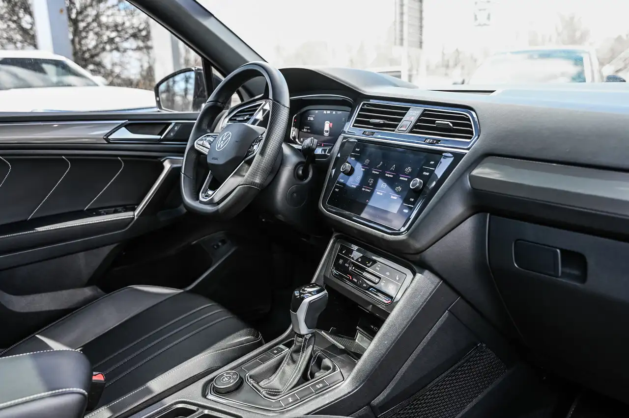 Volkswagen Tiguan photo Volkswagen Tiguan