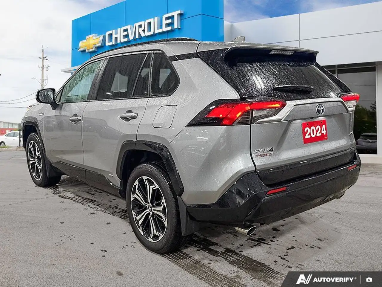 Toyota RAV 4 Prime снимка Toyota RAV 4 Prime