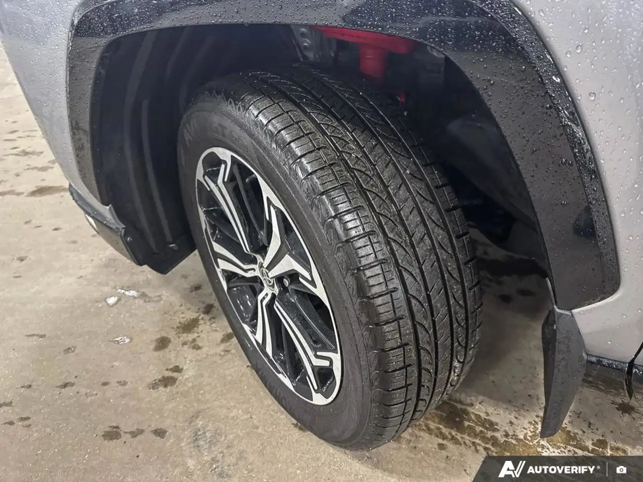 Toyota RAV 4 Prime снимка Toyota RAV 4 Prime