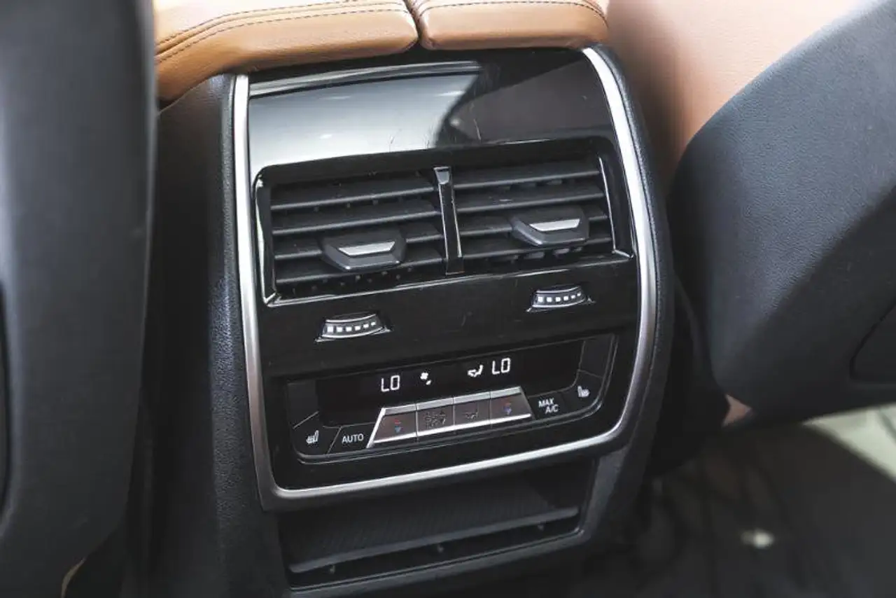 BMW X5 photo BMW X5