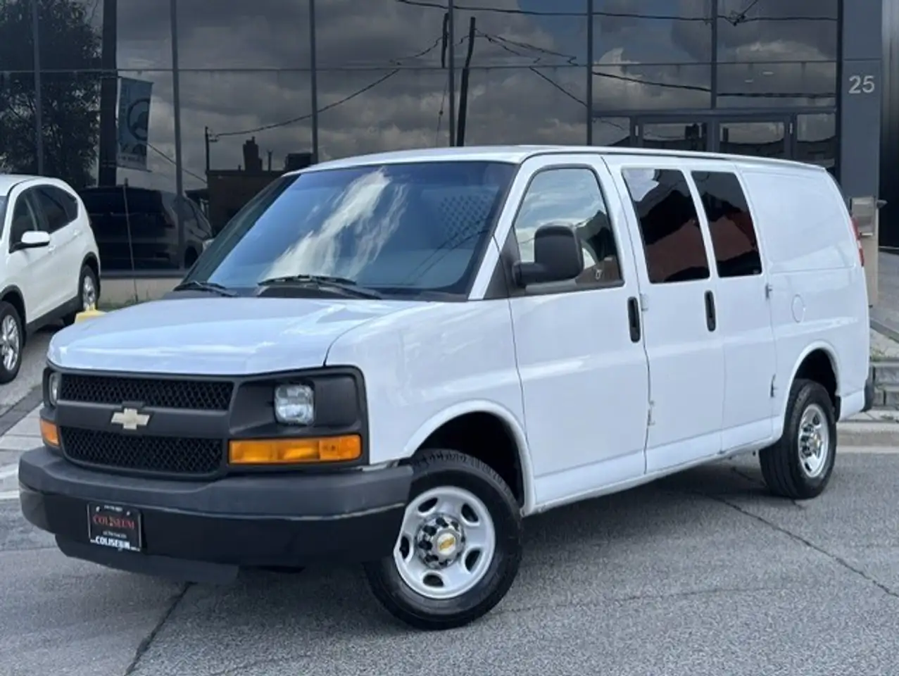 Chevrolet Express 2500 снимка Chevrolet Express 2500