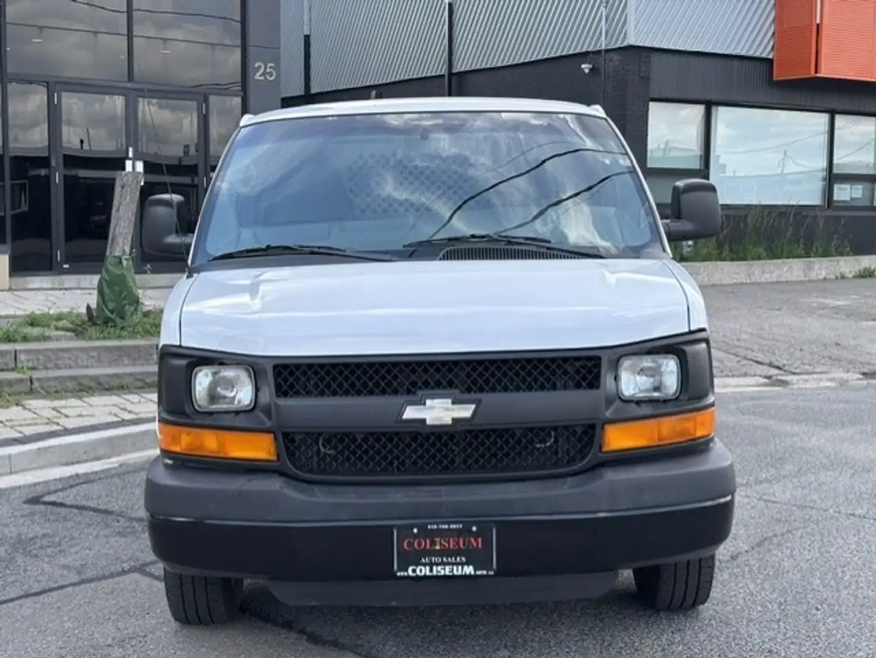 Chevrolet Express 2500 снимка Chevrolet Express 2500