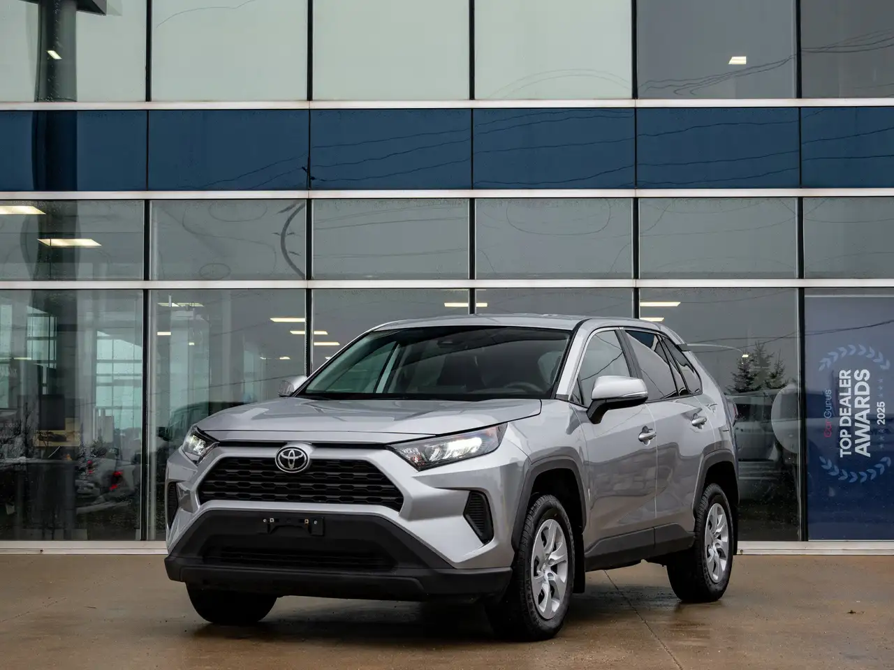 Toyota RAV 4 снимка Toyota RAV 4