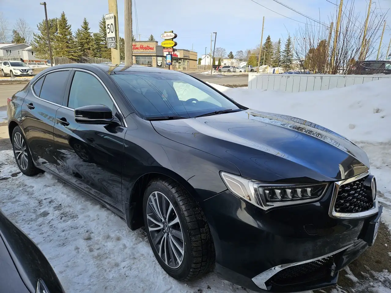 Acura TLX снимка Acura TLX