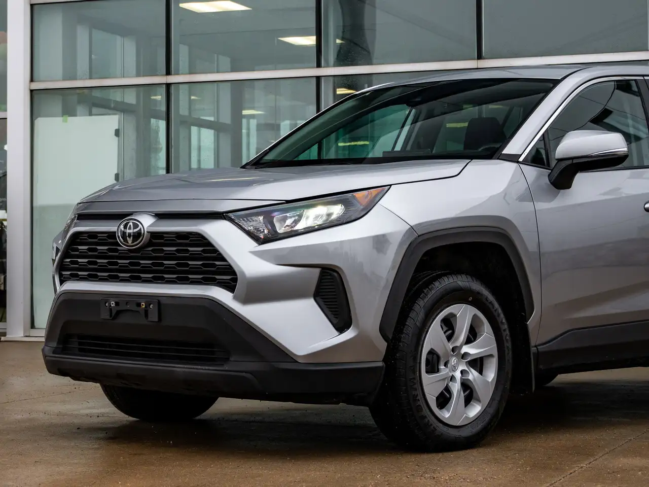 Toyota RAV 4 снимка Toyota RAV 4