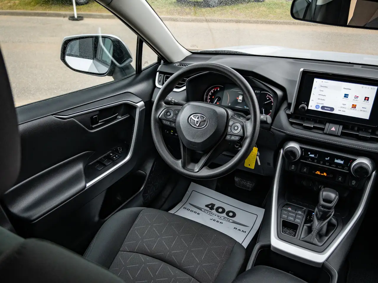 Toyota RAV 4 снимка Toyota RAV 4