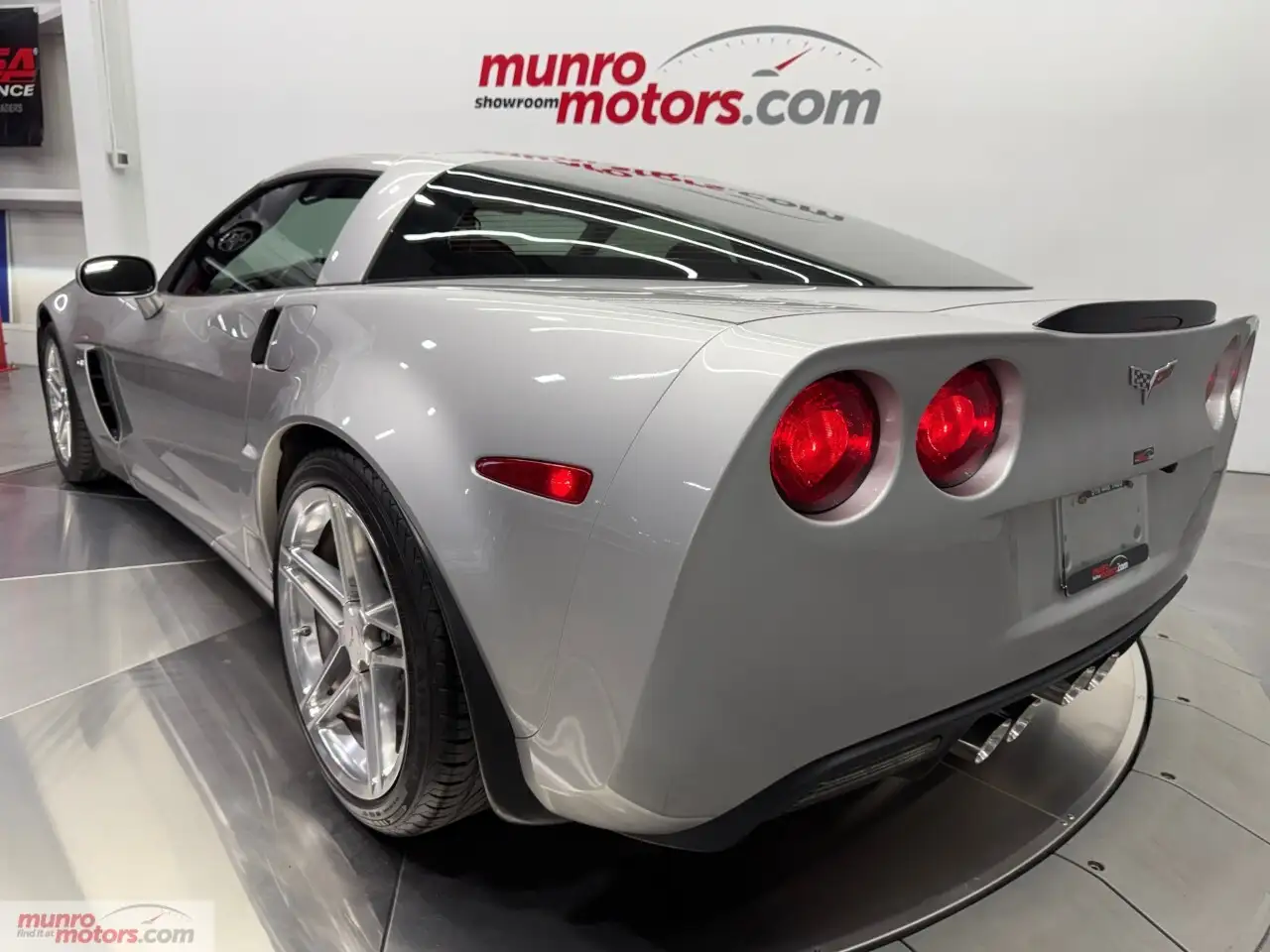 Chevrolet Corvette photo Chevrolet Corvette