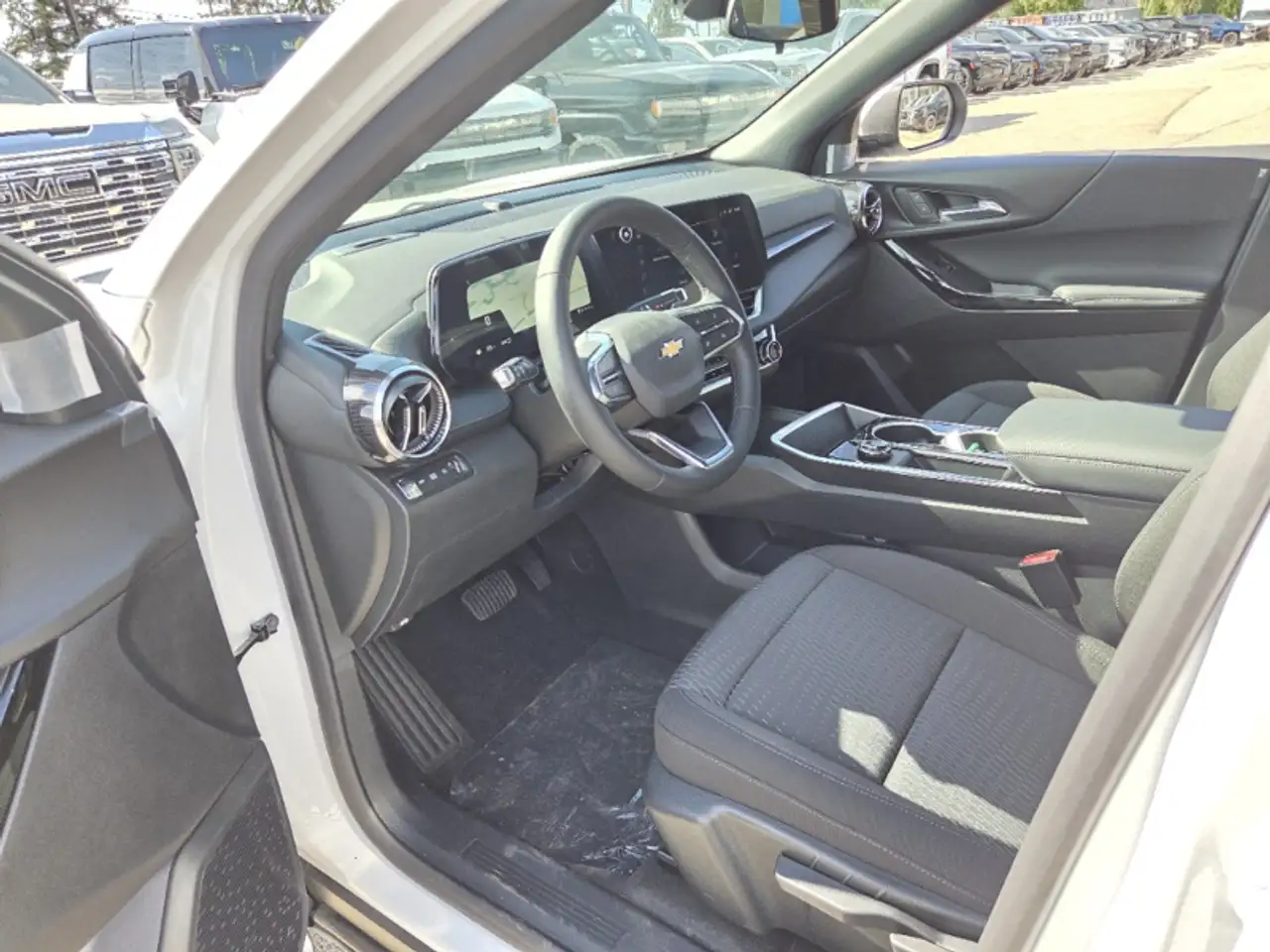Chevrolet Equinox photo Chevrolet Equinox