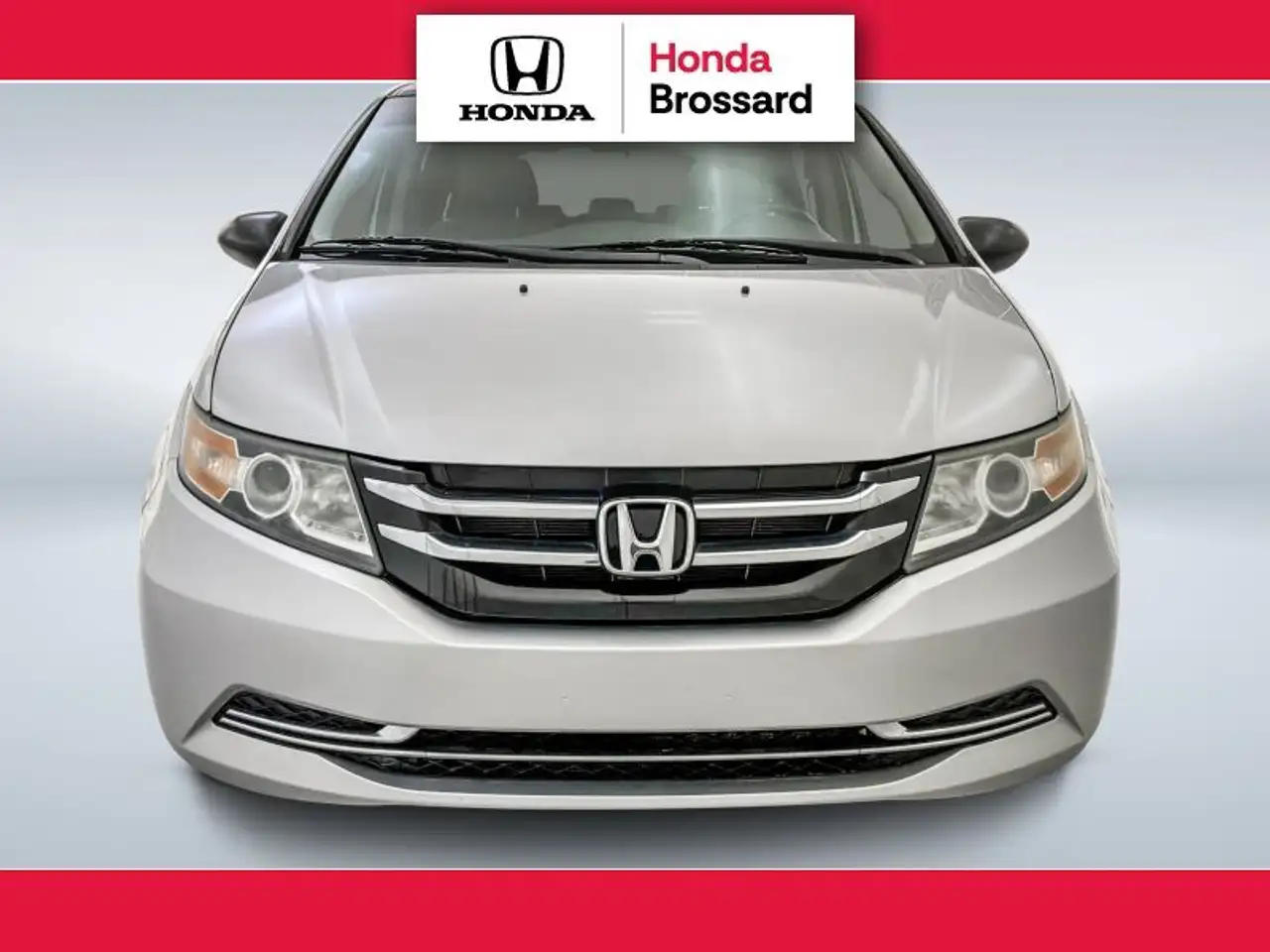 Honda Odyssey снимка Honda Odyssey
