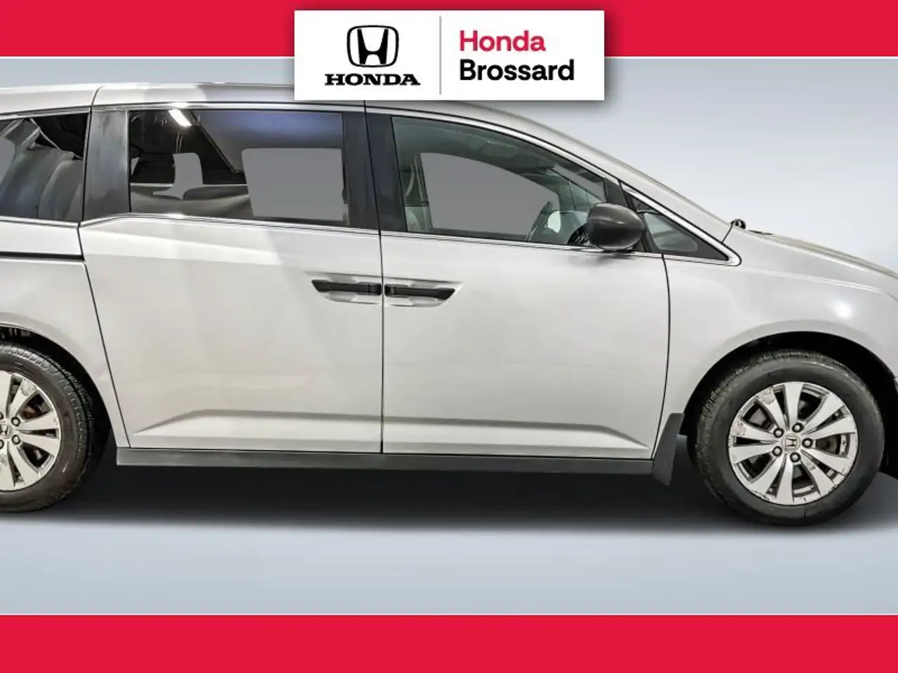 Honda Odyssey снимка Honda Odyssey