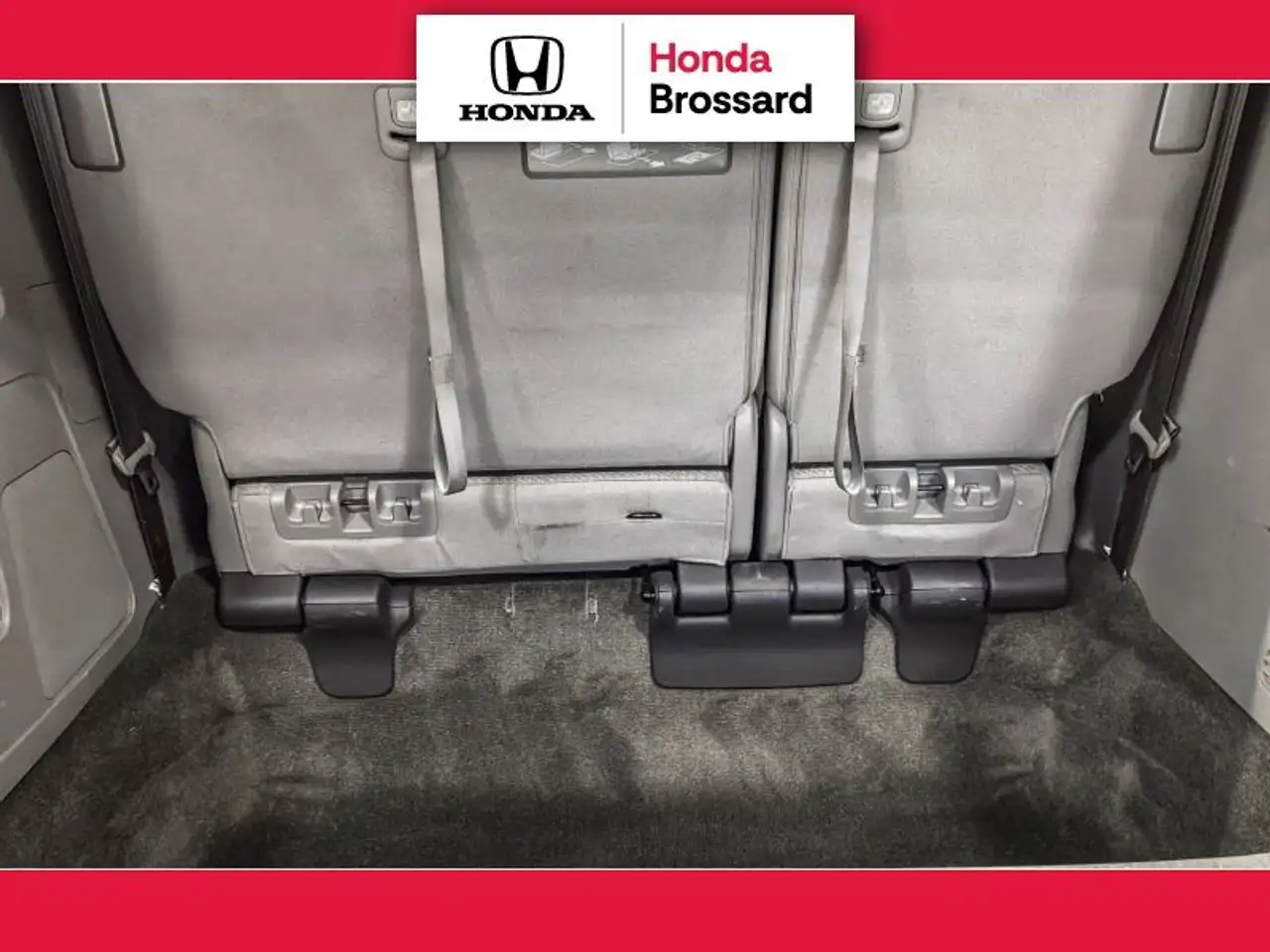 Honda Odyssey снимка Honda Odyssey