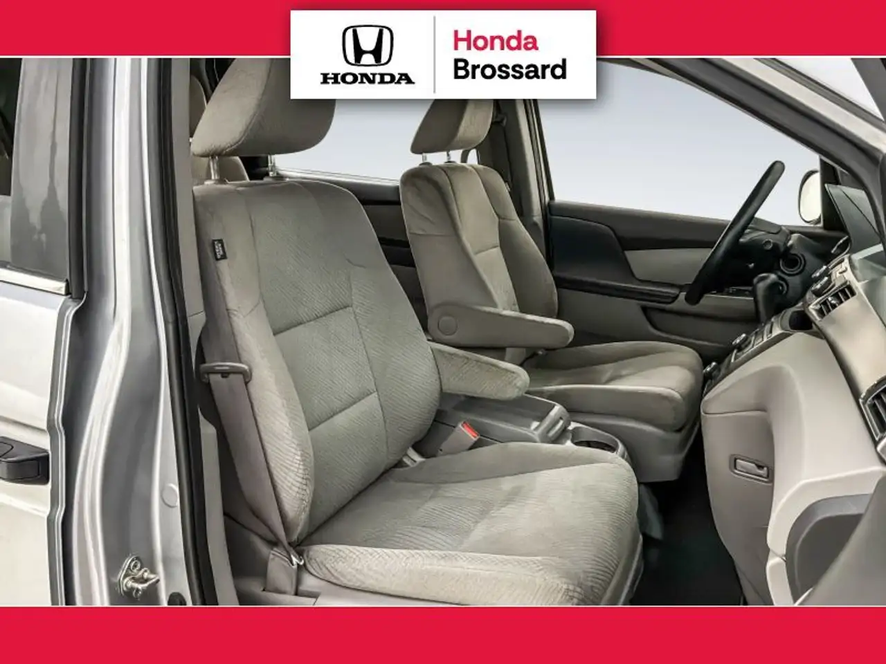 Honda Odyssey снимка Honda Odyssey