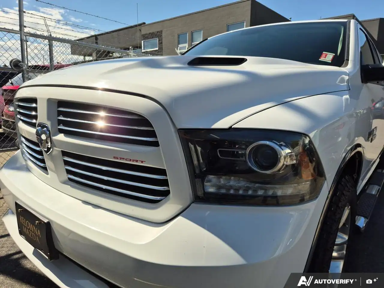 RAM 1500 снимка RAM 1500