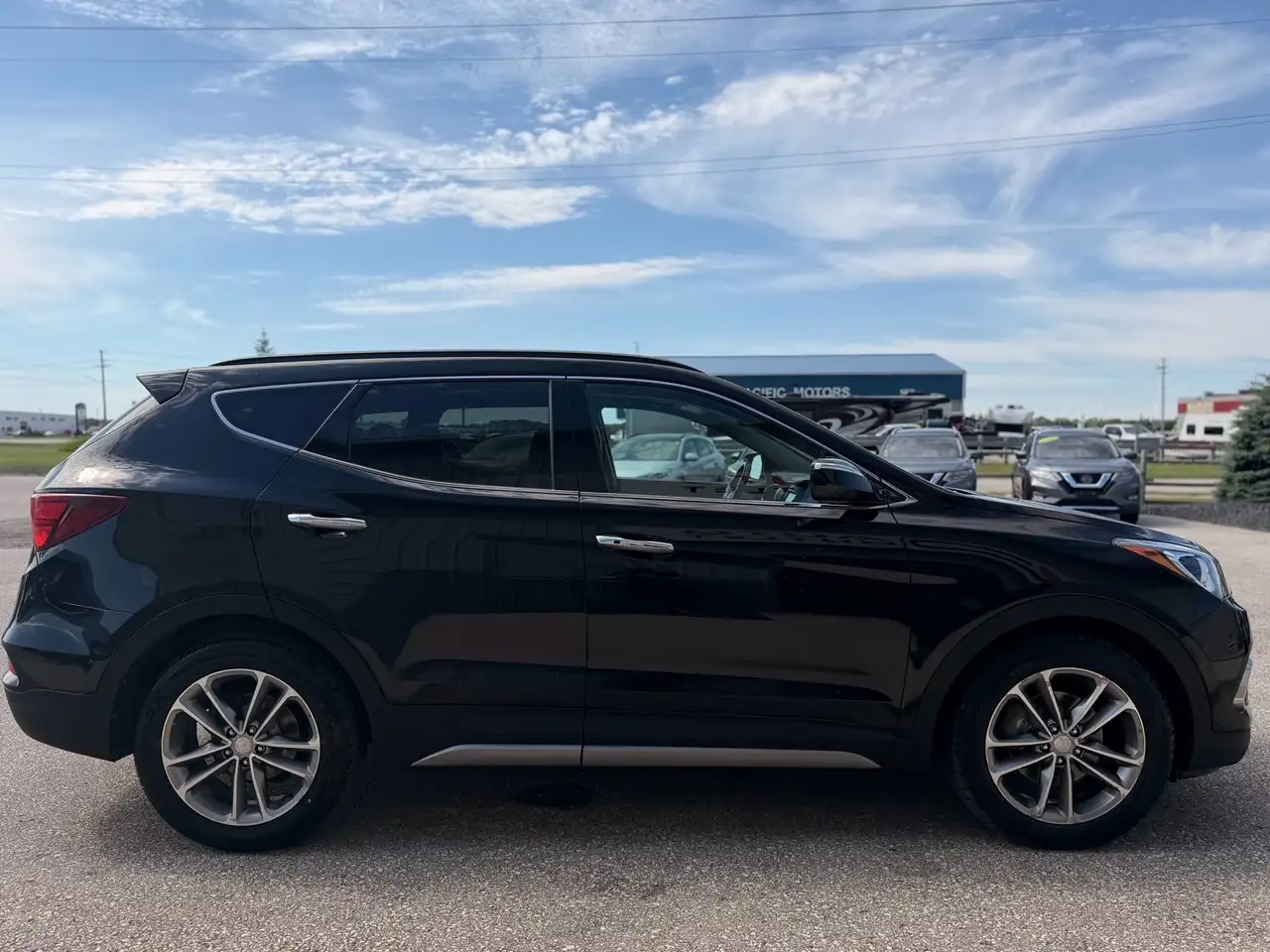 Hyundai SANTA FE photo Hyundai SANTA FE