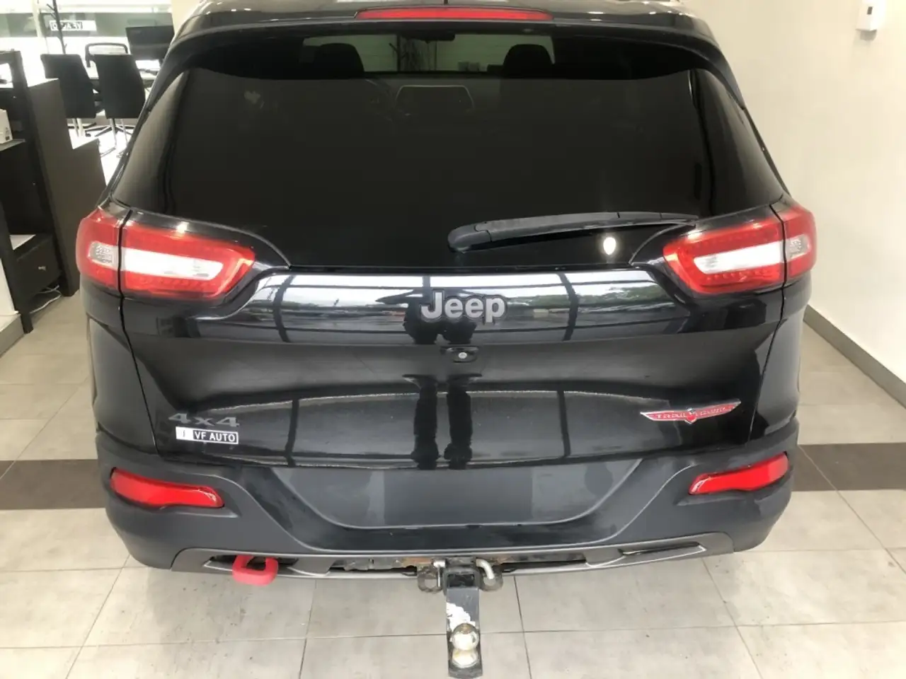 Jeep Cherokee photo Jeep Cherokee