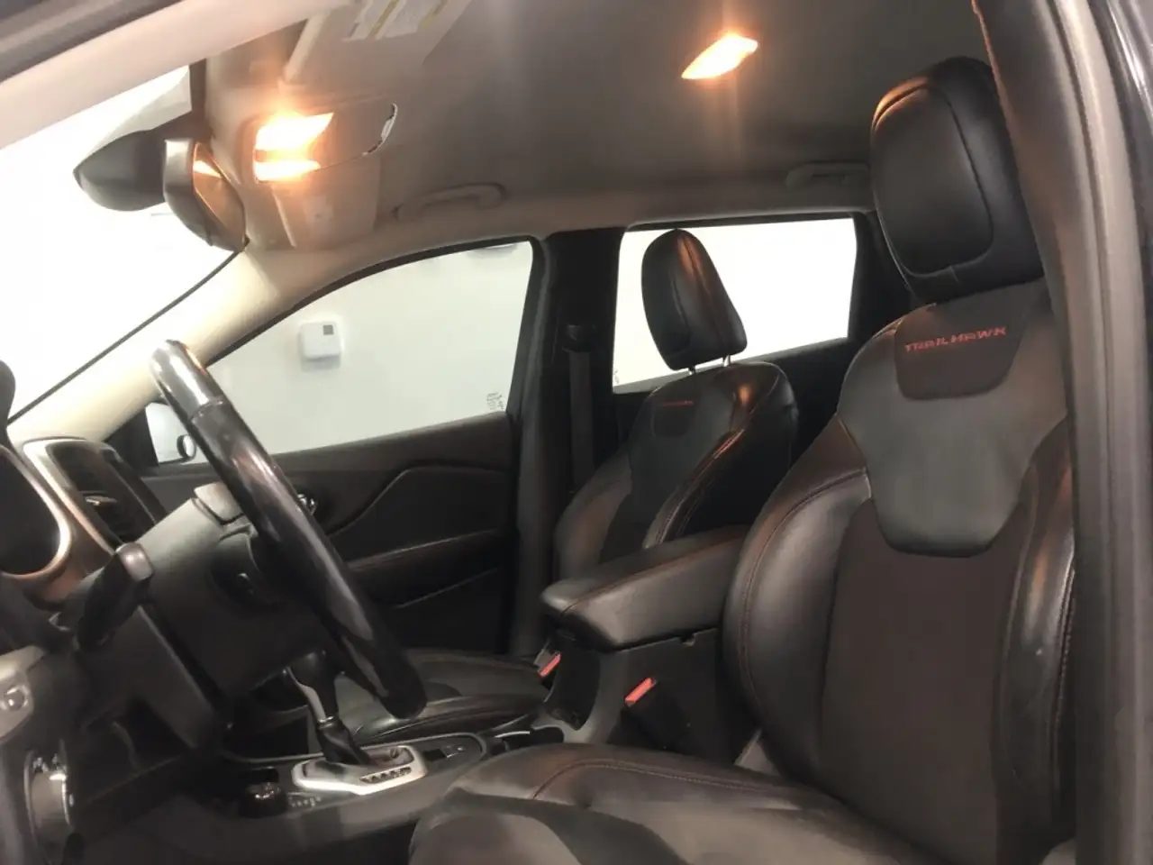 Jeep Cherokee photo Jeep Cherokee