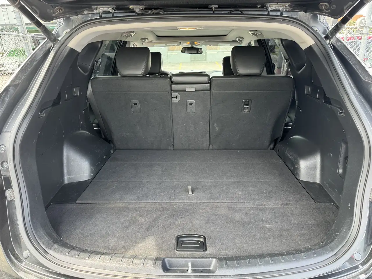 Hyundai SANTA FE photo Hyundai SANTA FE