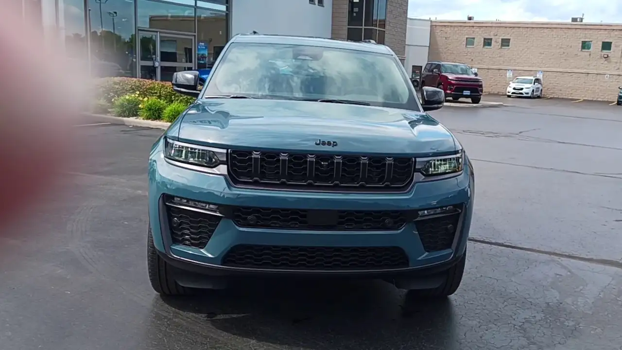 Jeep Grand Cherokee снимка Jeep Grand Cherokee