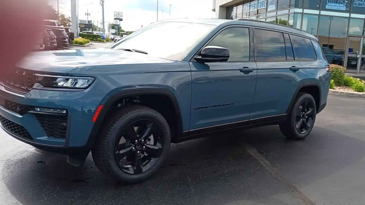 Jeep Grand Cherokee снимка Jeep Grand Cherokee