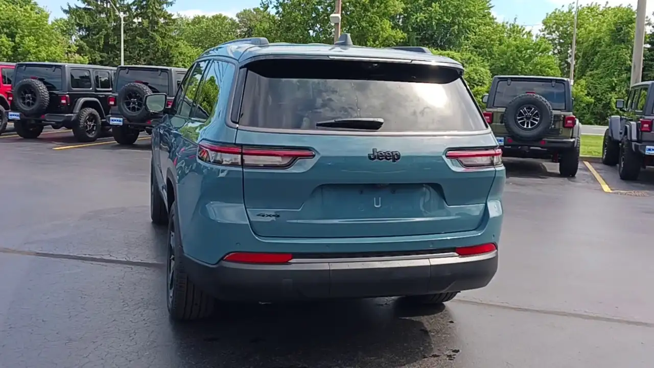 Jeep Grand Cherokee снимка Jeep Grand Cherokee