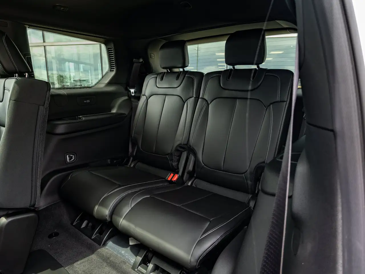 Jeep Grand Cherokee photo Jeep Grand Cherokee