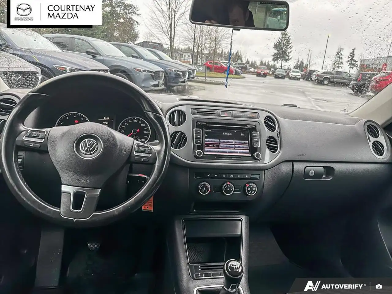 Volkswagen Tiguan снимка Volkswagen Tiguan