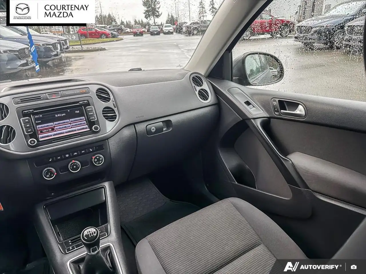 Volkswagen Tiguan снимка Volkswagen Tiguan