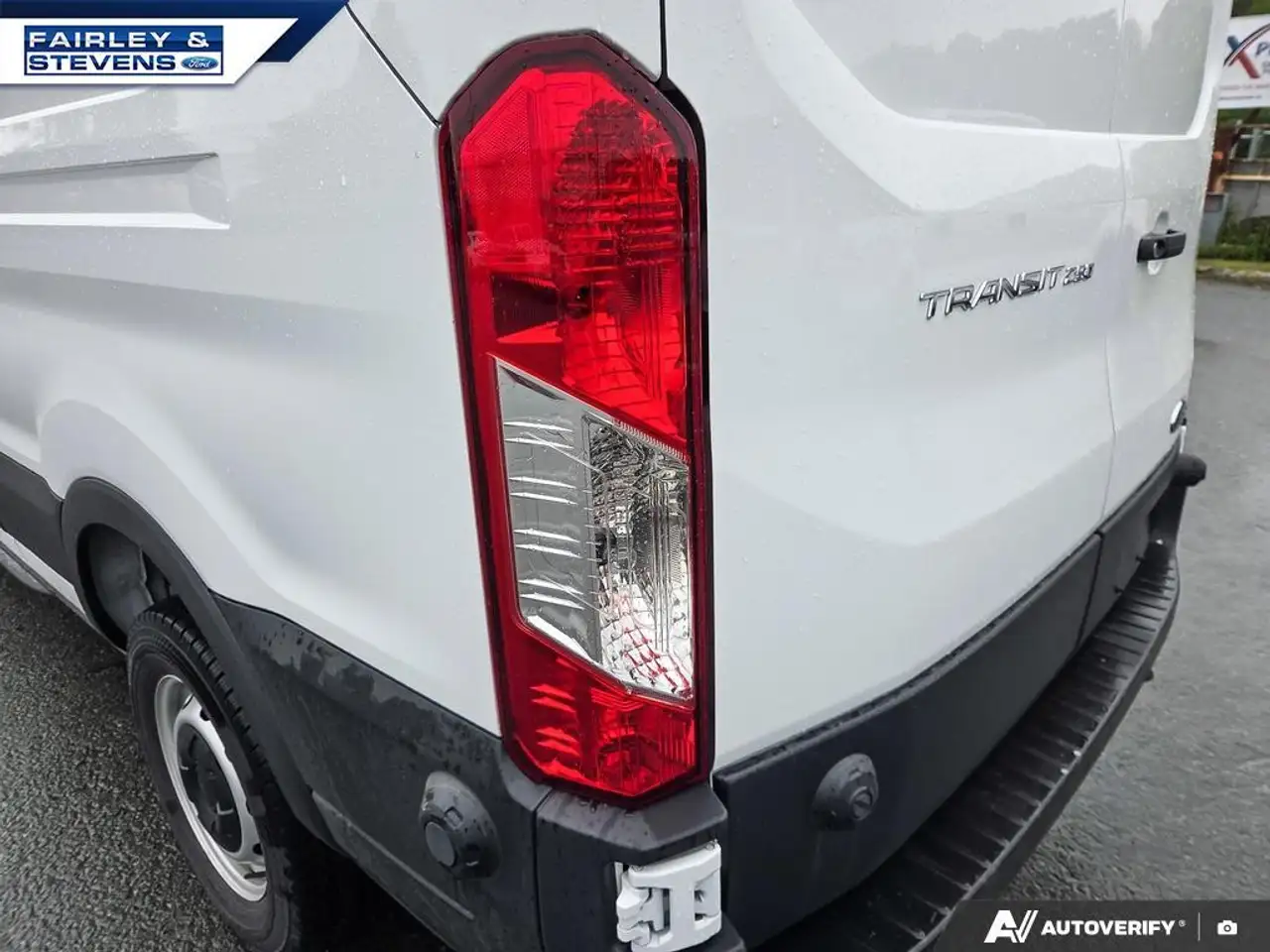 Ford Transit Cargo Van снимка Ford Transit Cargo Van