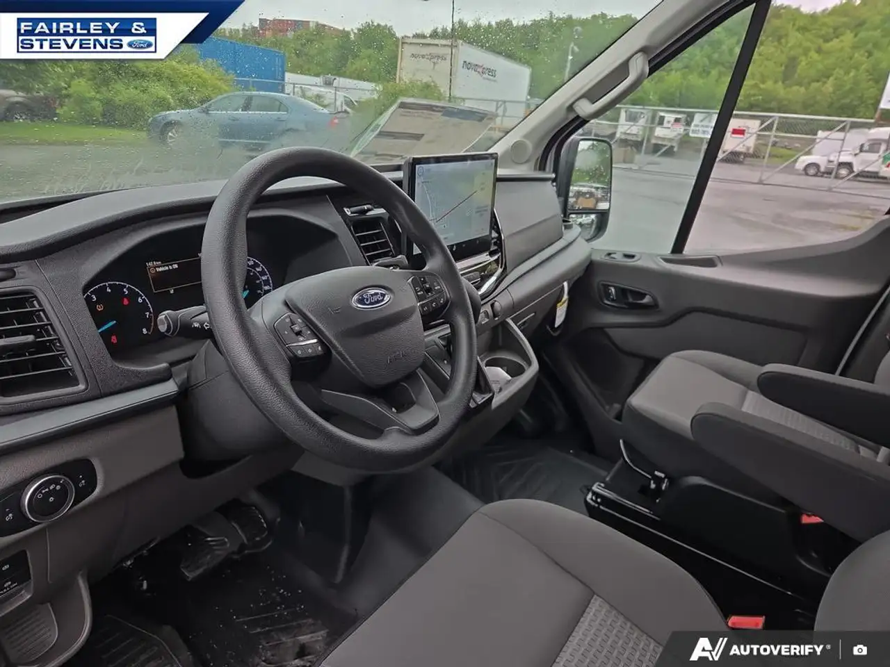 Ford Transit Cargo Van снимка Ford Transit Cargo Van