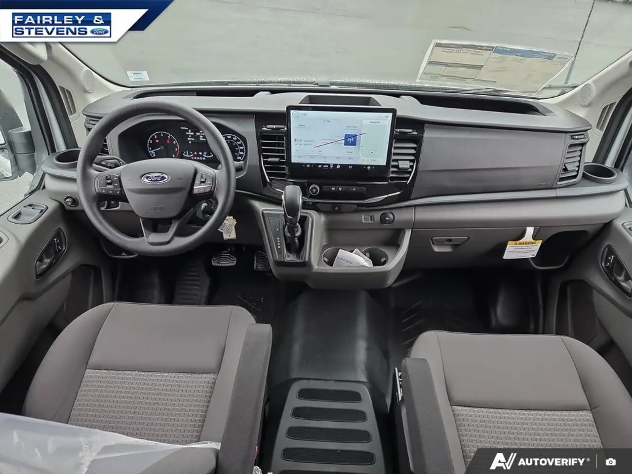 Ford Transit Cargo Van снимка Ford Transit Cargo Van