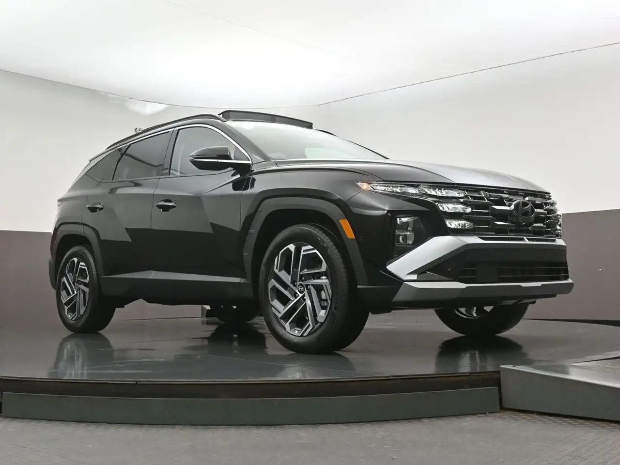 Hyundai TUCSON снимка Hyundai TUCSON