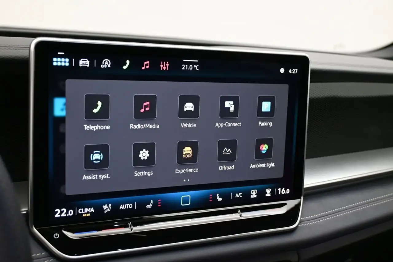 Volkswagen Tiguan снимка Volkswagen Tiguan