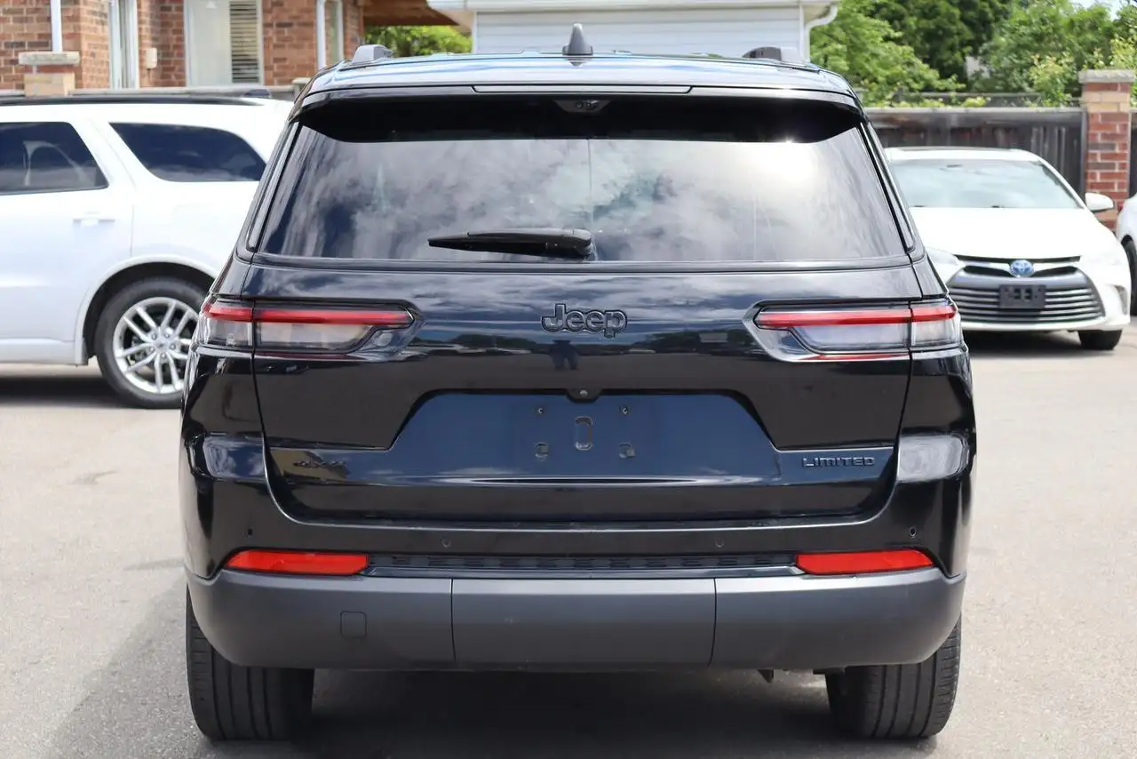 Jeep Grand Cherokee photo Jeep Grand Cherokee