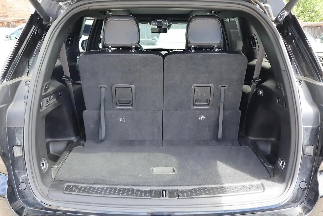 Jeep Grand Cherokee photo Jeep Grand Cherokee