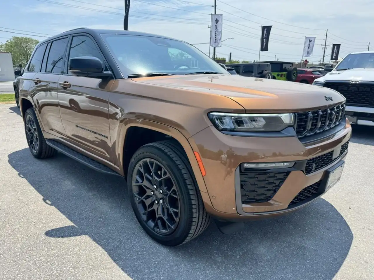 Jeep Grand Cherokee снимка Jeep Grand Cherokee