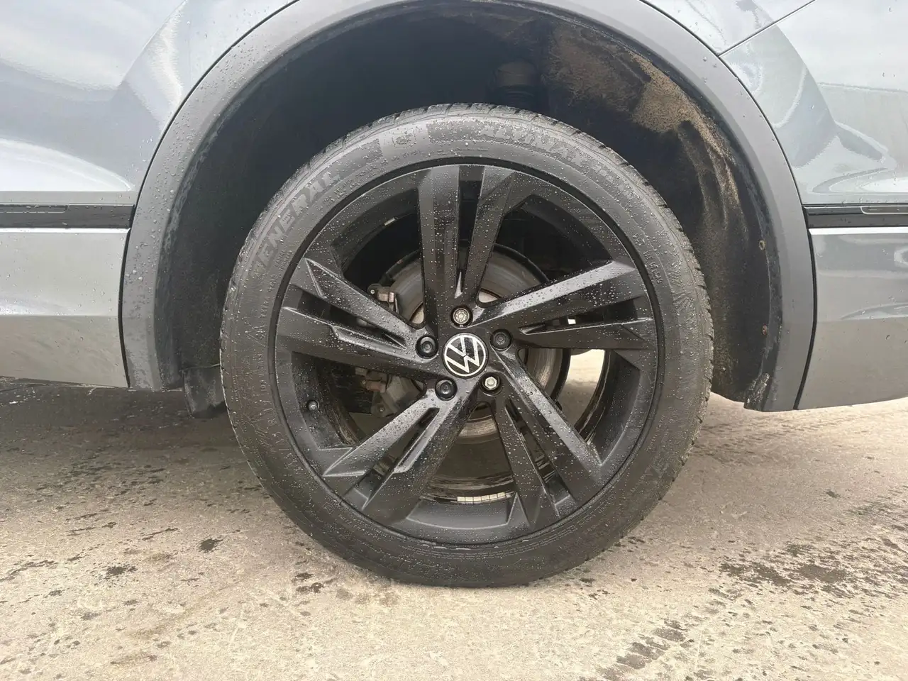 Volkswagen Tiguan снимка Volkswagen Tiguan