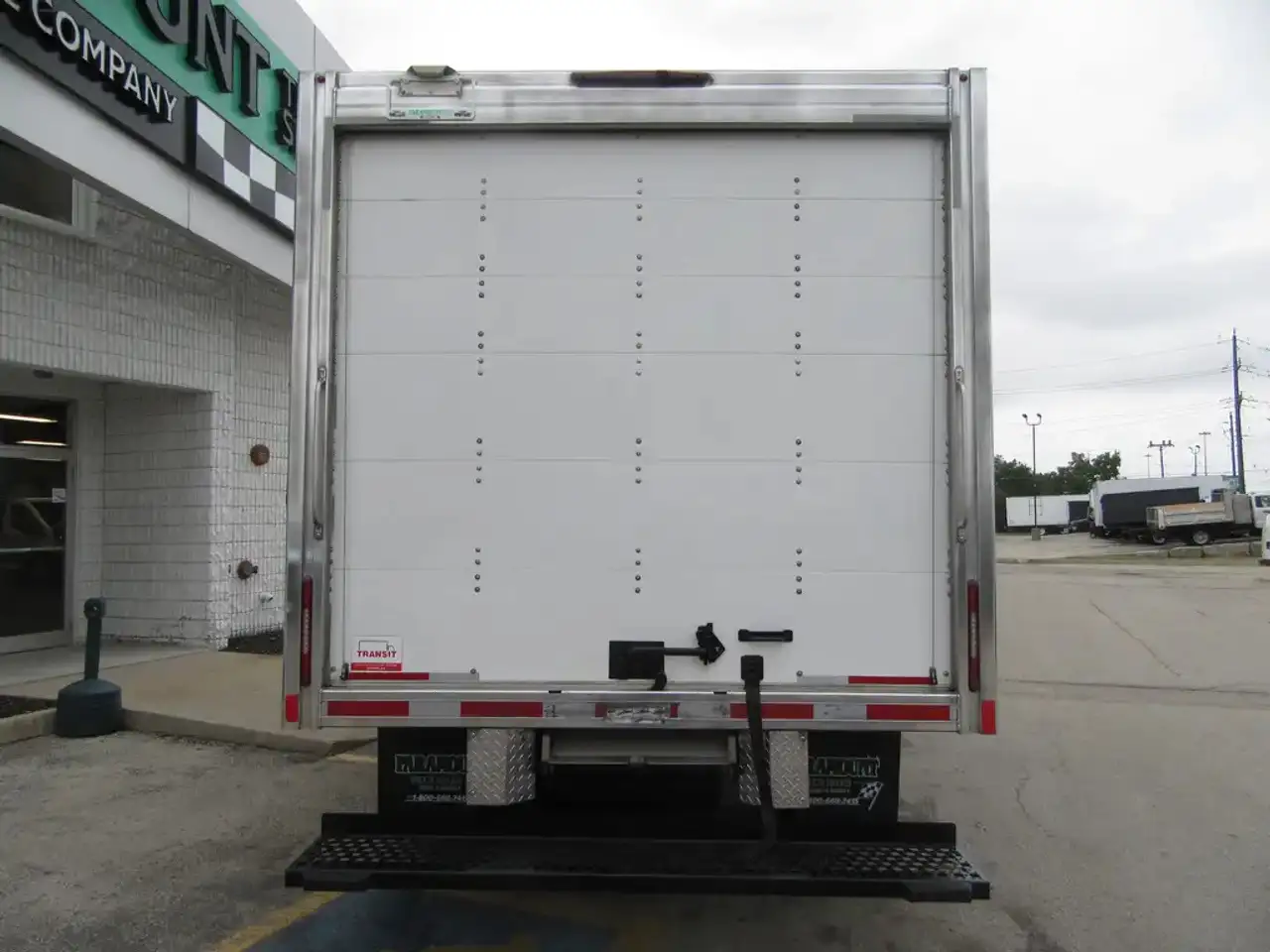 Ford E-450 photo Ford E-450