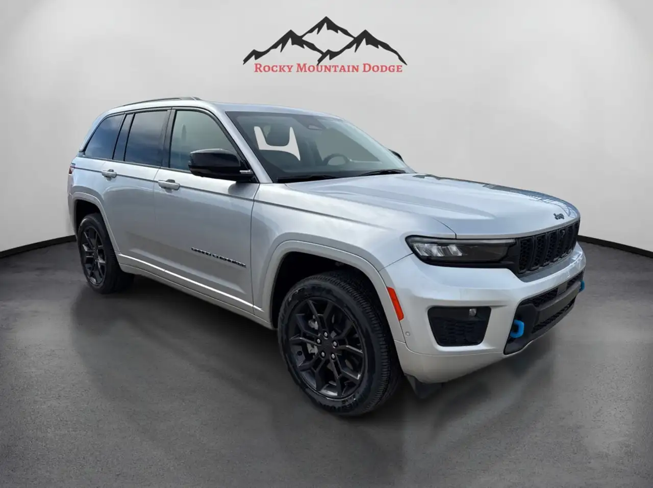Jeep Grand Cherokee photo Jeep Grand Cherokee