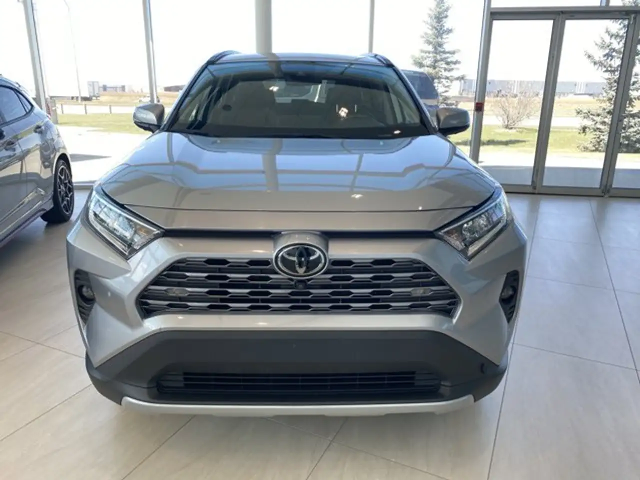 Toyota RAV 4 снимка Toyota RAV 4