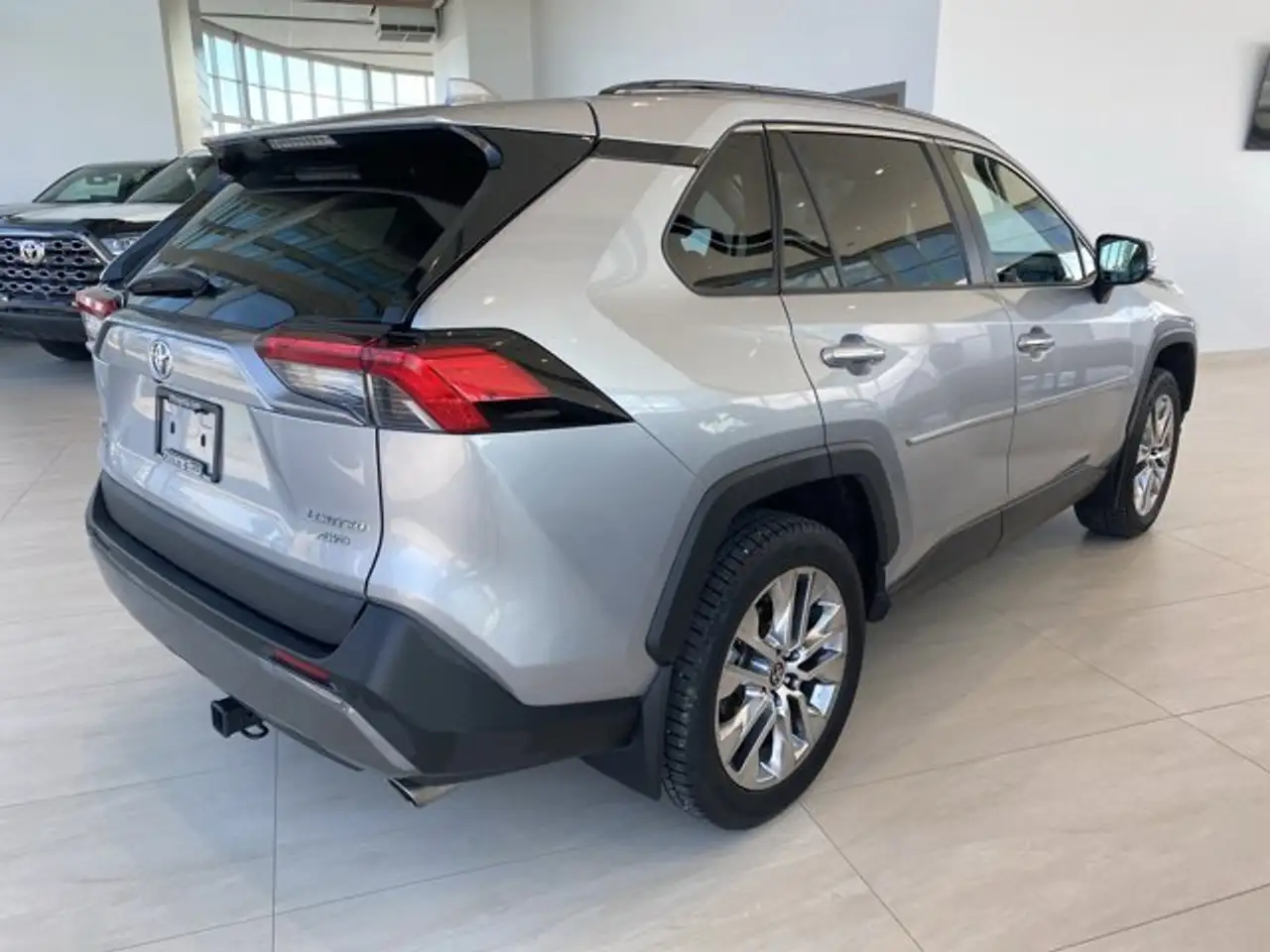 Toyota RAV 4 снимка Toyota RAV 4