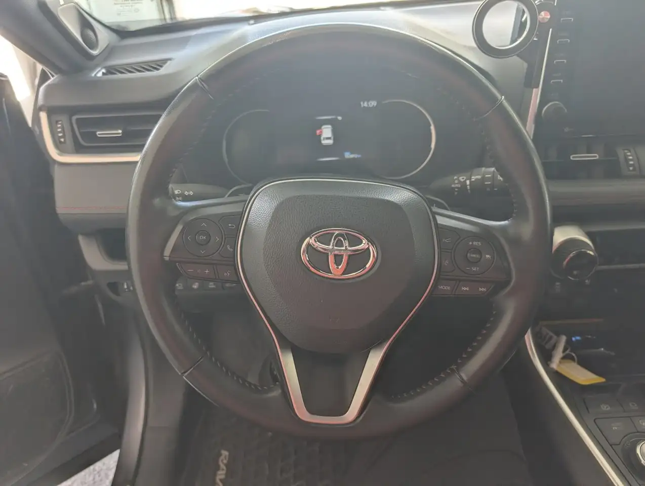 Toyota RAV 4 Prime fotografie Toyota RAV 4 Prime