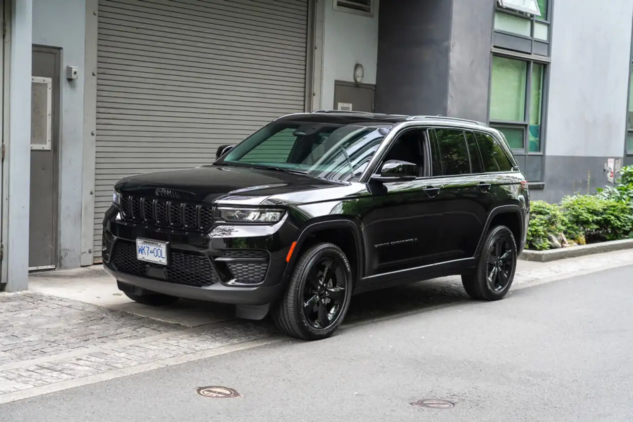 Jeep Grand Cherokee photo Jeep Grand Cherokee