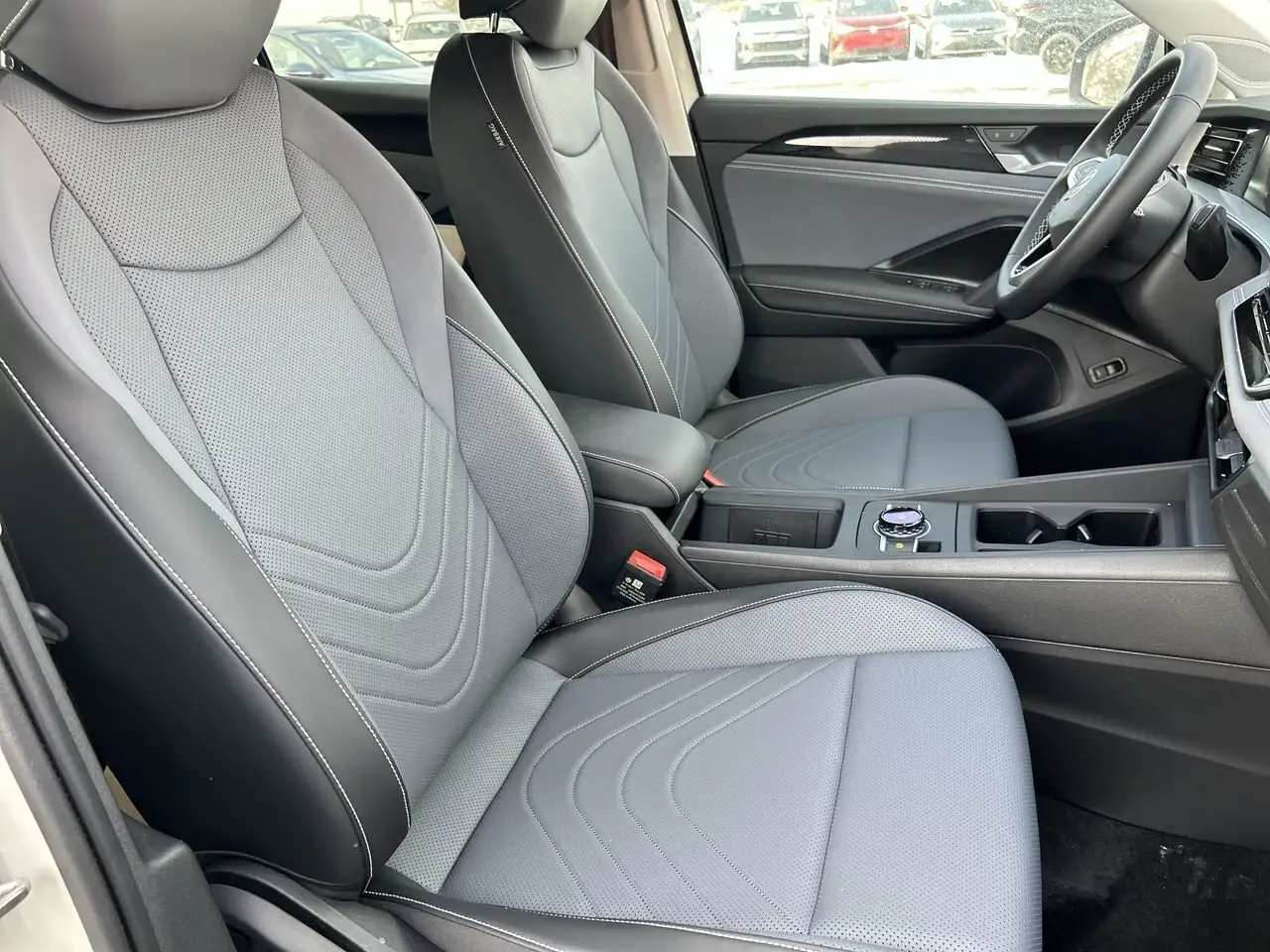 Volkswagen Tiguan снимка Volkswagen Tiguan