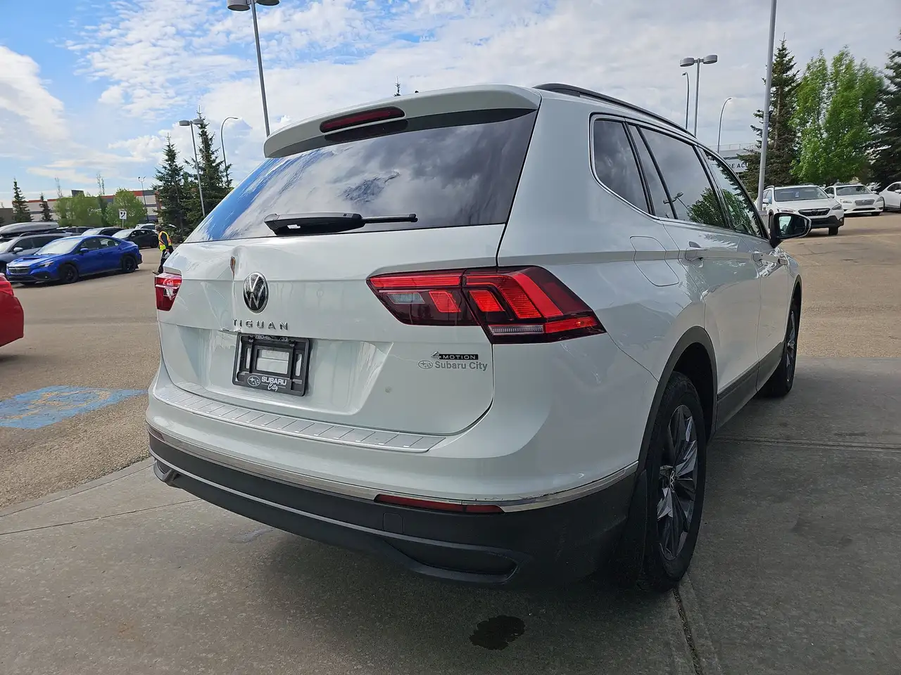 Volkswagen Tiguan снимка Volkswagen Tiguan