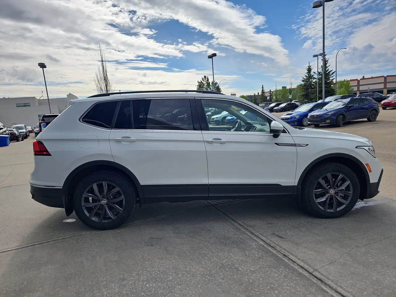 Volkswagen Tiguan снимка Volkswagen Tiguan