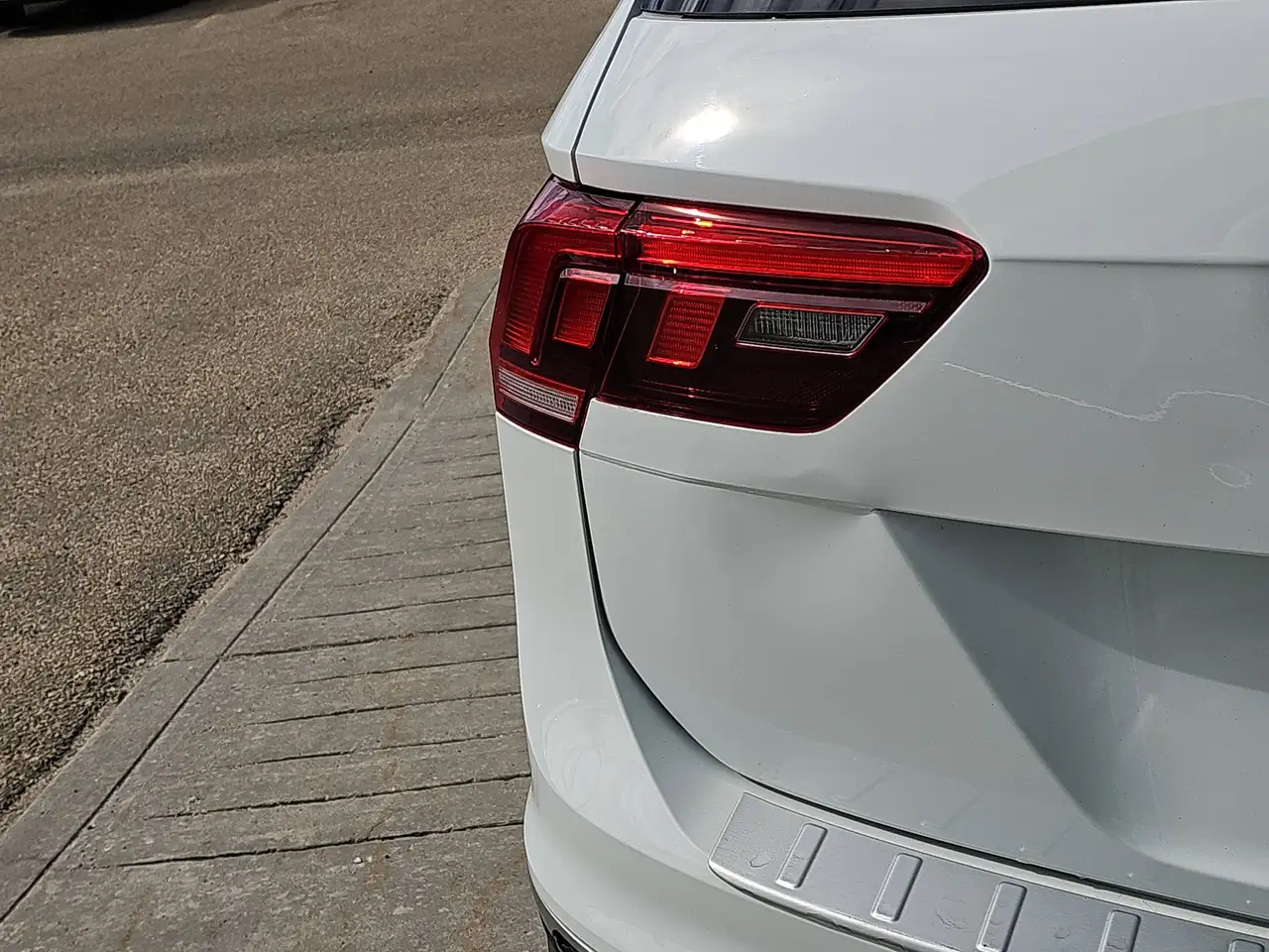 Volkswagen Tiguan снимка Volkswagen Tiguan
