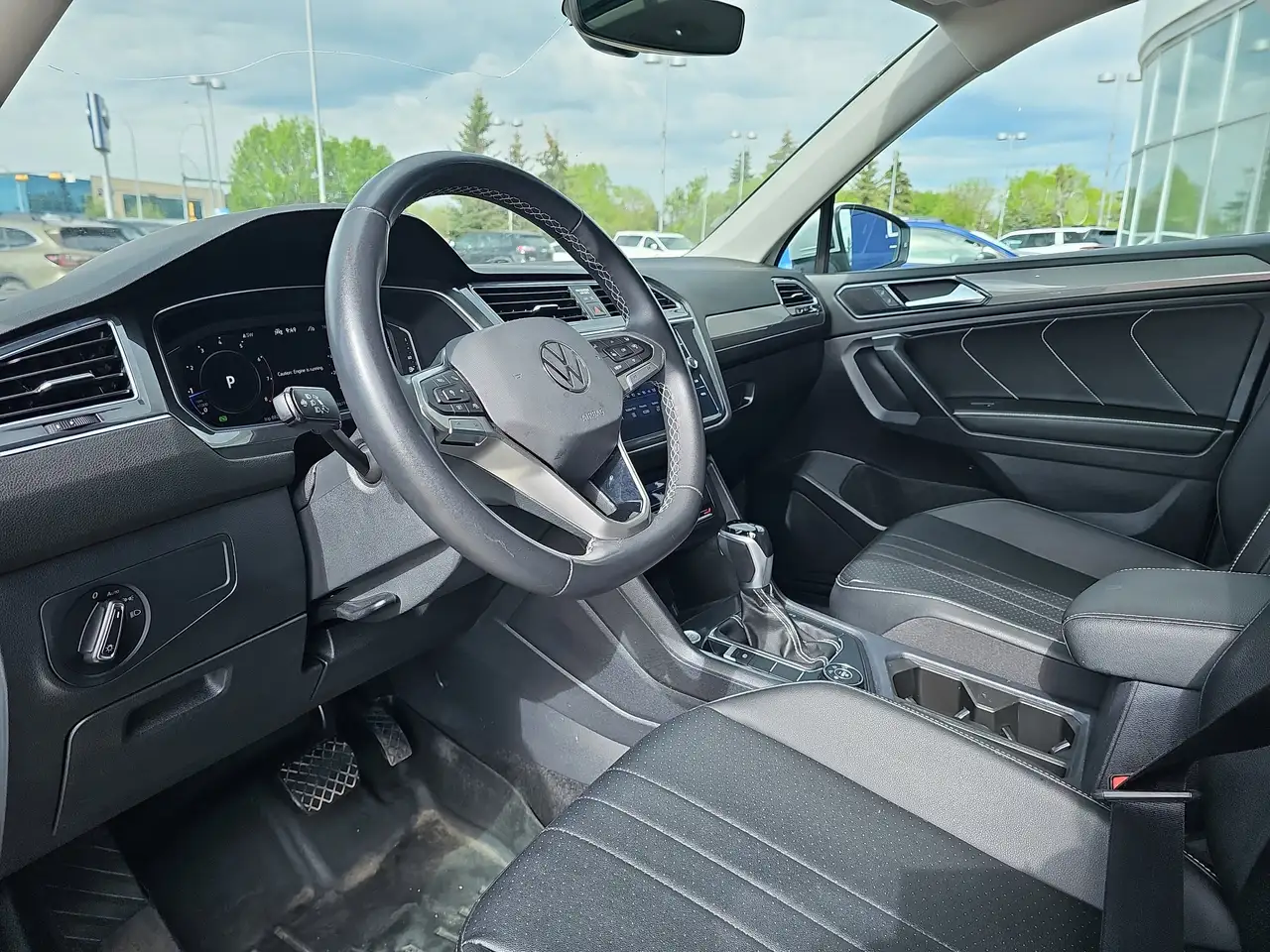 Volkswagen Tiguan снимка Volkswagen Tiguan