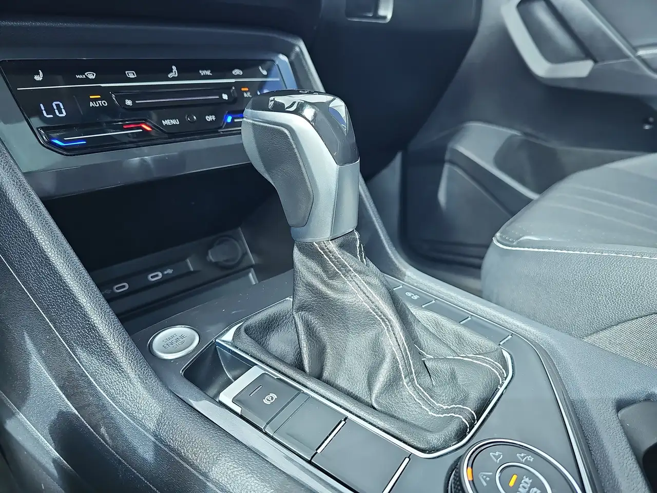 Volkswagen Tiguan снимка Volkswagen Tiguan