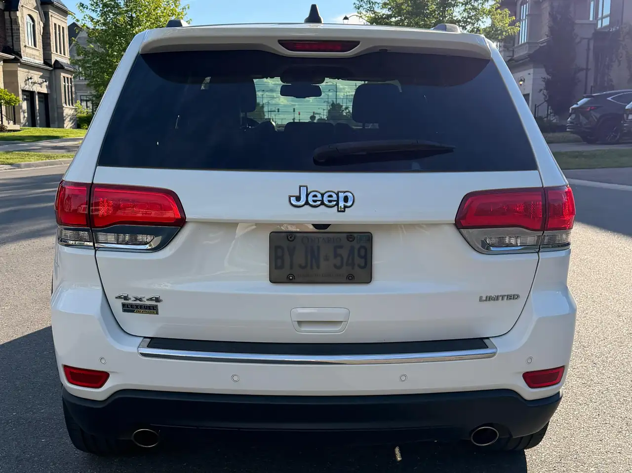 Jeep Grand Cherokee снимка Jeep Grand Cherokee