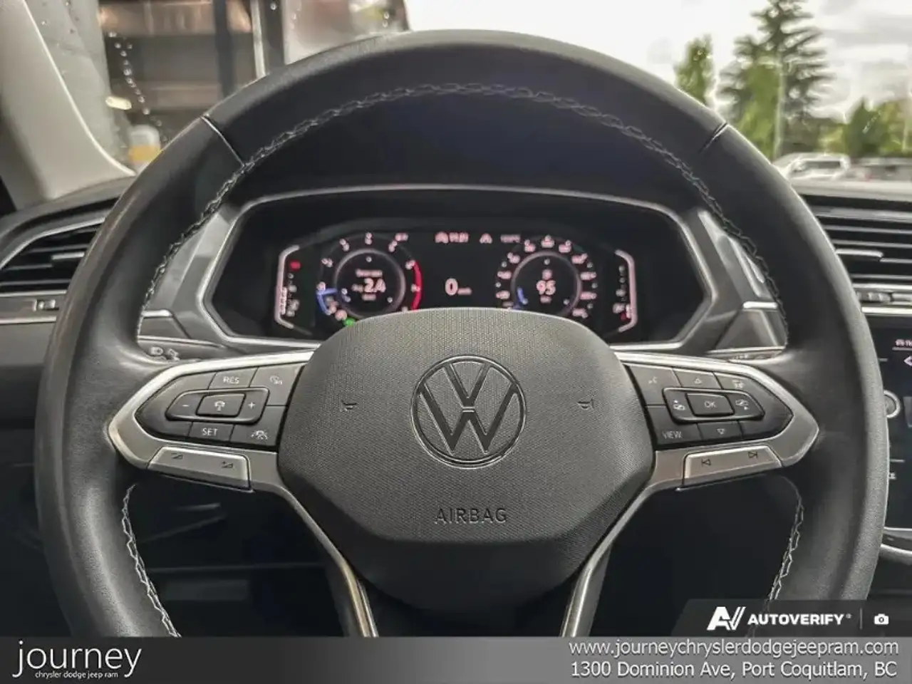 Volkswagen Tiguan снимка Volkswagen Tiguan